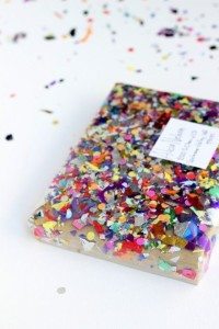 5 DIY Ways to Dress Up Your Gift Wrap | AFancyGirlMust.com