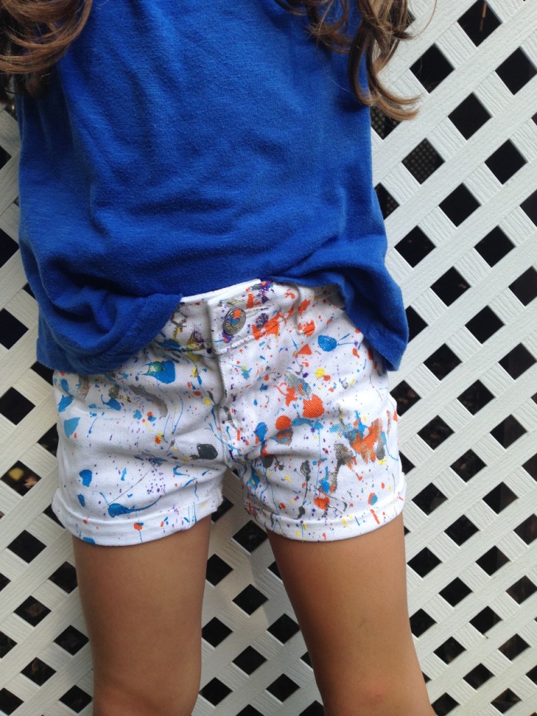 DIY Splatter Paint Clothing for #BTS Cool | AFancyGirlMust.com