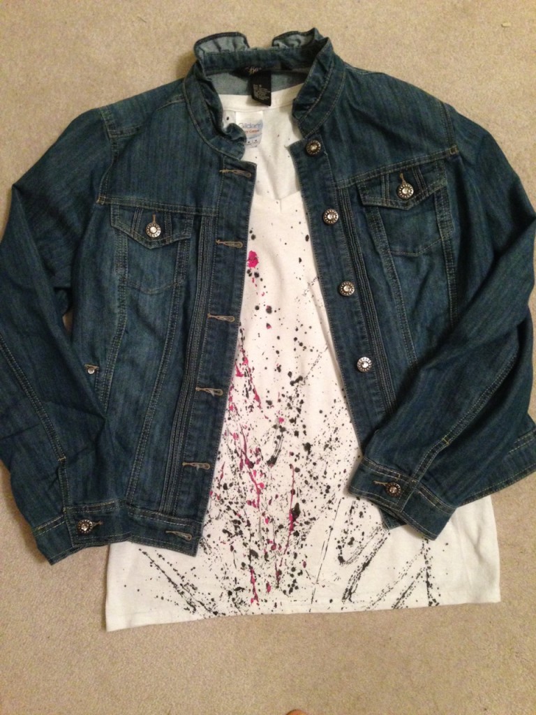 DIY Splatter Paint Clothing for #BTS Cool | AFancyGirlMust.com