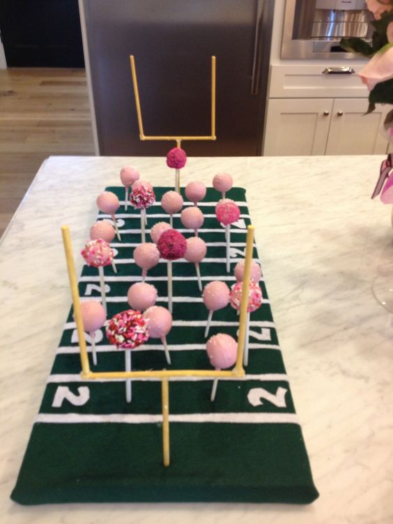 8 Ideas for a Girly Football Party