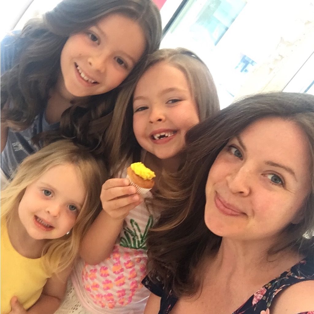 DryBar for moms and girls 